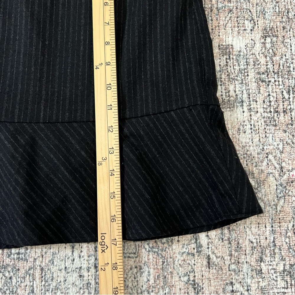 Banana Republic Black Pinstriped Wool Mini Skirt Womens Size 0 - Picture 8 of 14